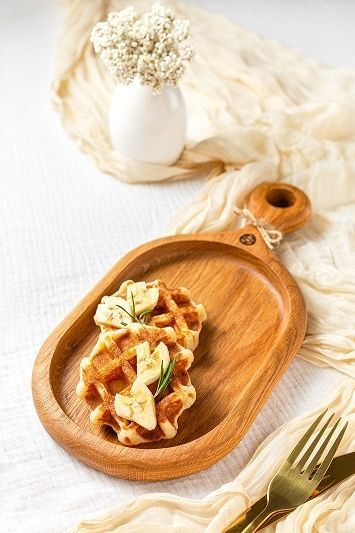 ست کردن ظروف پذیرایی چوبی